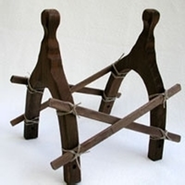 Bild von Kamelsattel aus Holz gross