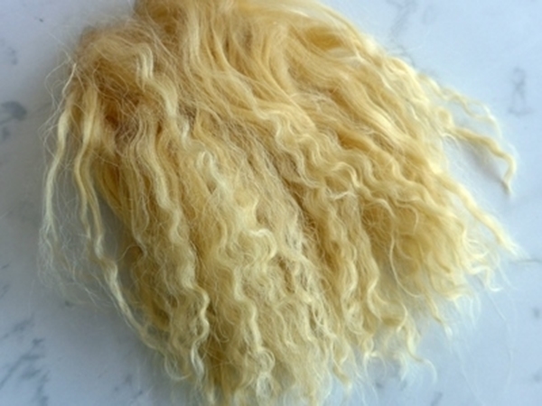 Bild von Tibetlamm goldblond 5+6