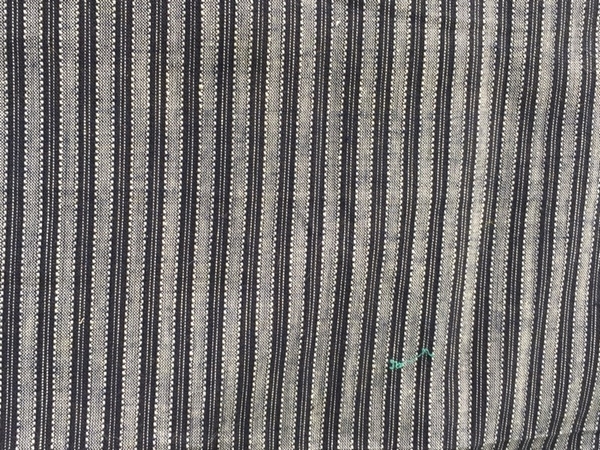 Bild von Baumwollstoff schwarz-grau gestreift  30x90cm eher dünn